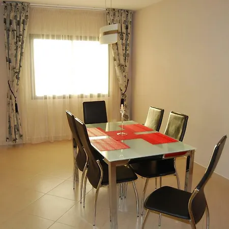 Nel Paraiso Deluxe * 아데제