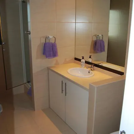 Nel Paraiso Deluxe 아데제